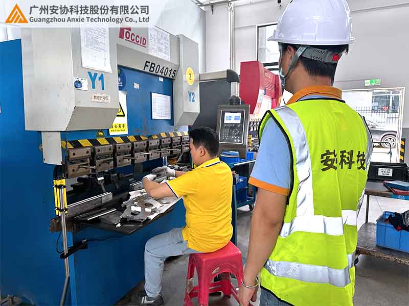 安全光幕:工業(yè)自動化流水線安防新標(biāo)桿