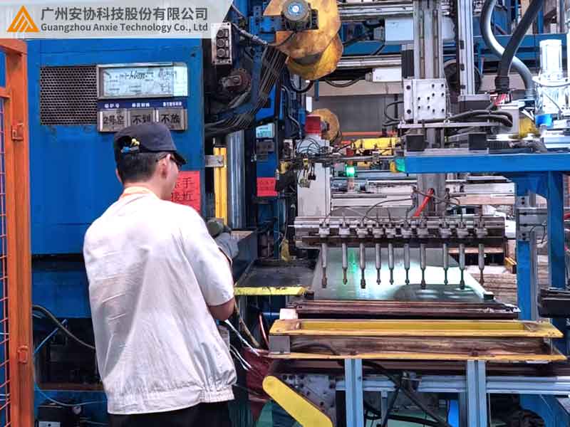 焊接車間安全光柵精準定位應(yīng)用