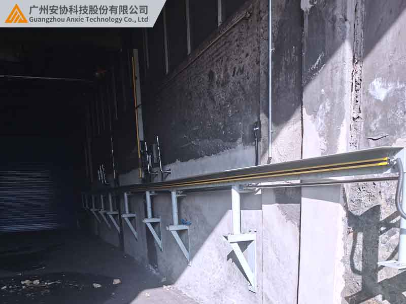 測量光幕實(shí)時監(jiān)測礦車進(jìn)道位置定位方案