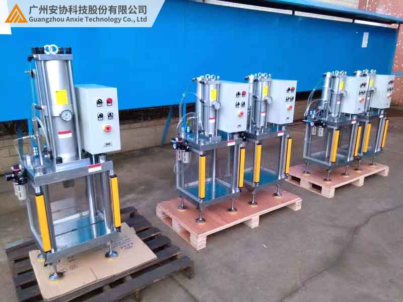 小型沖壓設備的安全光柵用途解析